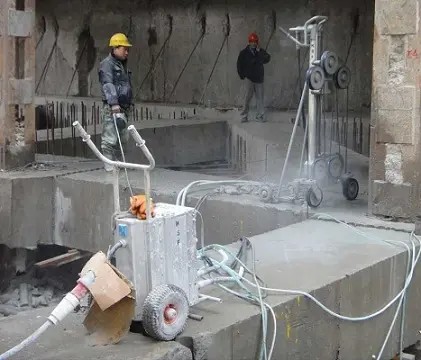 钢水包的结构_二手钢结构设备_钢闸门结构