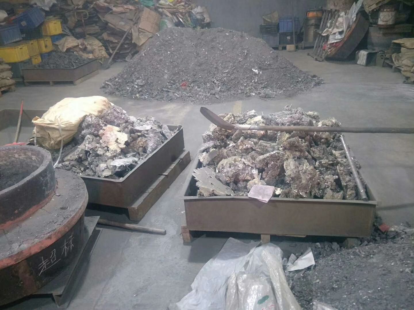 钢套钢保温钢管结构_钢网格结构_钢结构回收