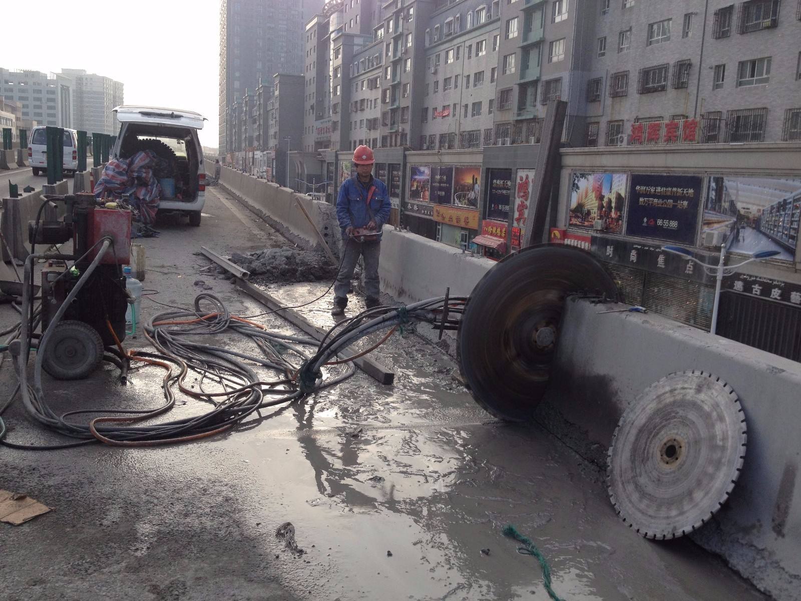 钢套钢保温钢管结构_济南二手钢结构_结构粘钢胶
