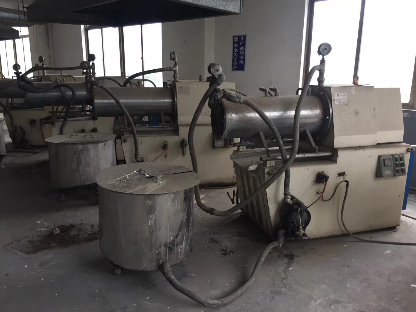 殷瓦钢中国能生产吗_便宜处理二手钢边箱设备_二手钢结构生产线设备