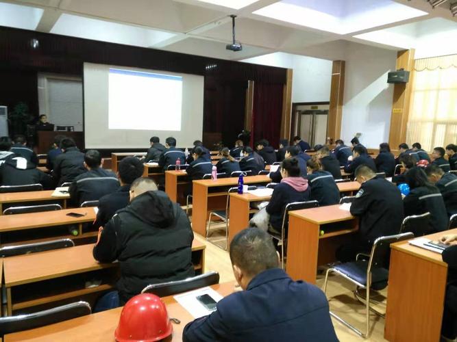 侯俊坤鲁丽_鲁丽钢铁候俊坤哪里人_鲁丽钢铁候俊坤哪里人