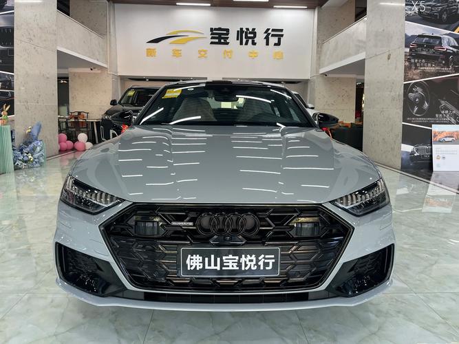 奥迪suv无框车门__奥迪没有框架的车门