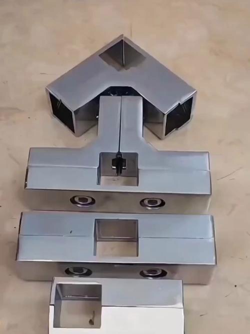 铝方管拼接方法_铝方管连接件_精加工铝型材方管连接件