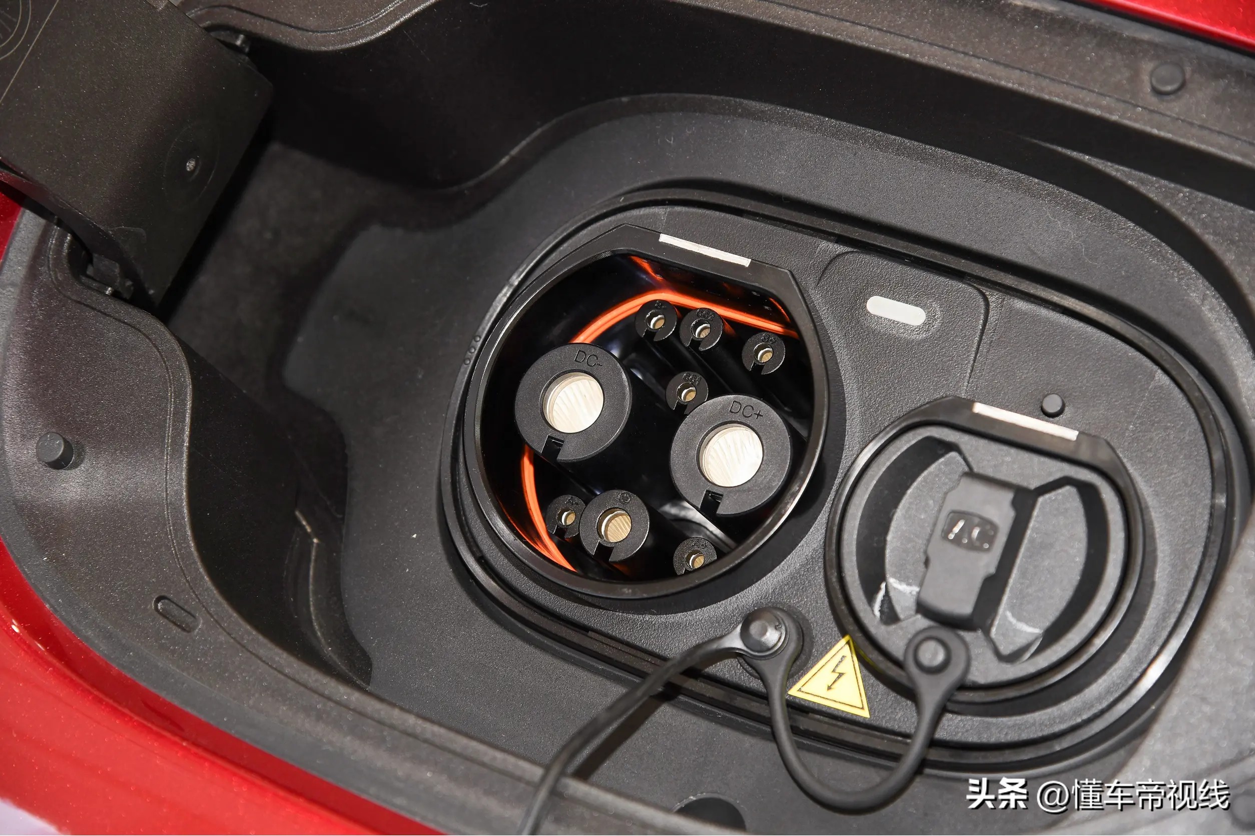 新车 | 全系800伏/增可调光全景天幕，新款智己L6到店，5月13日上市__新车 | 全系800伏/增可调光全景天幕，新款智己L6到店，5月13日上市