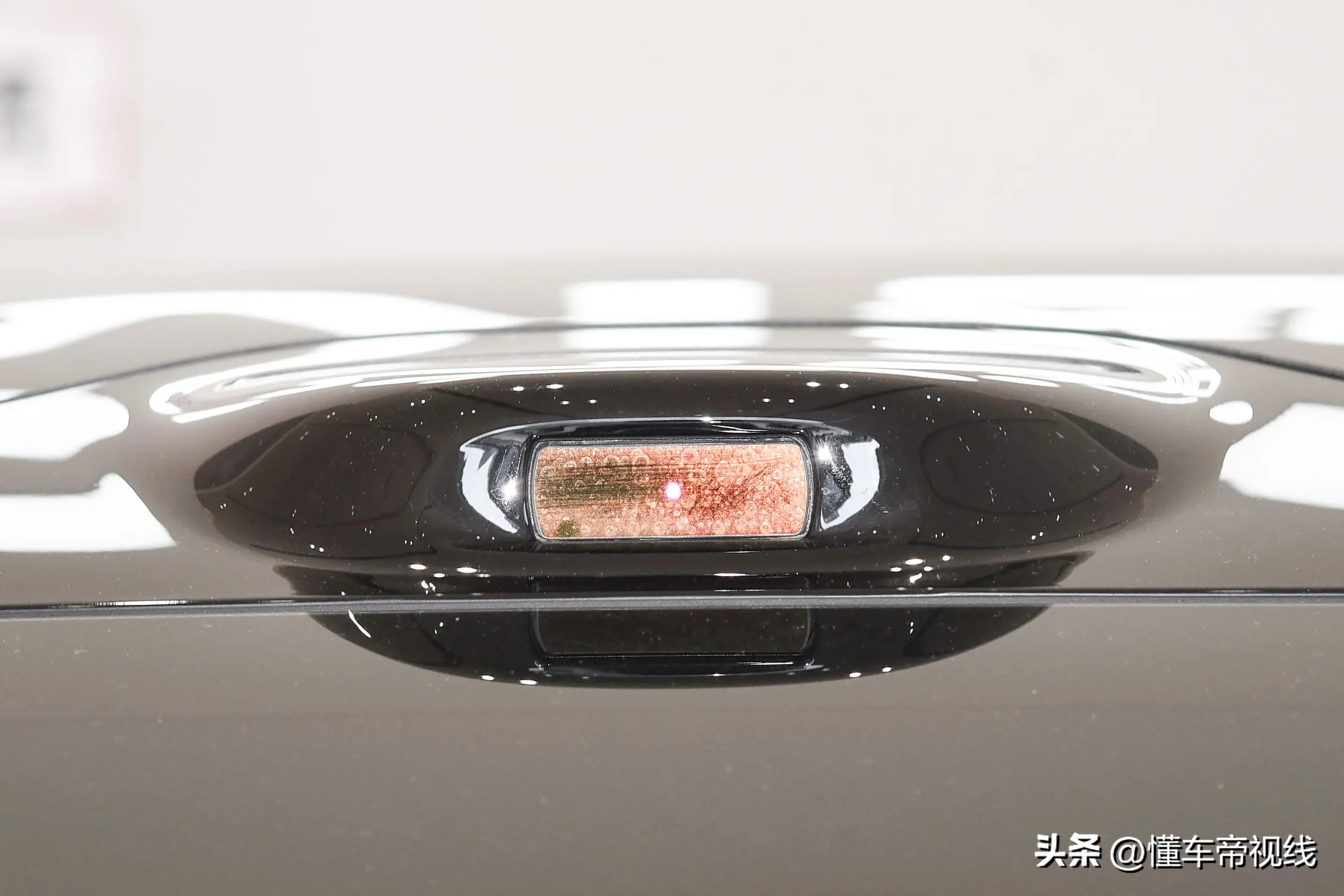 新车 | 全系800伏/增可调光全景天幕，新款智己L6到店，5月13日上市__新车 | 全系800伏/增可调光全景天幕，新款智己L6到店，5月13日上市