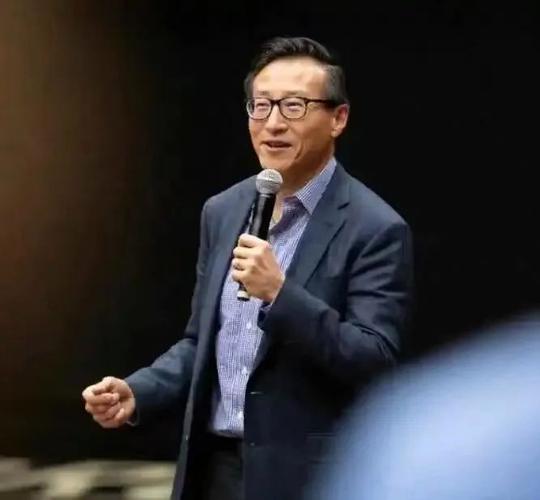 _阿里巴巴联合创始人蔡崇信_阿里巴巴永久合伙人蔡崇信