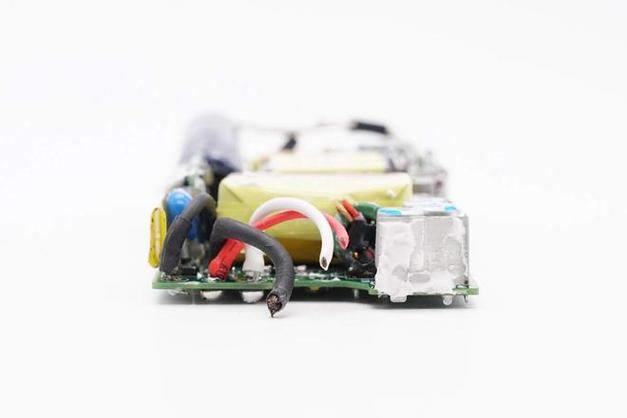 戴尔拆解适配电源器拓扑设计图_戴尔电源适配器怎么拆开_