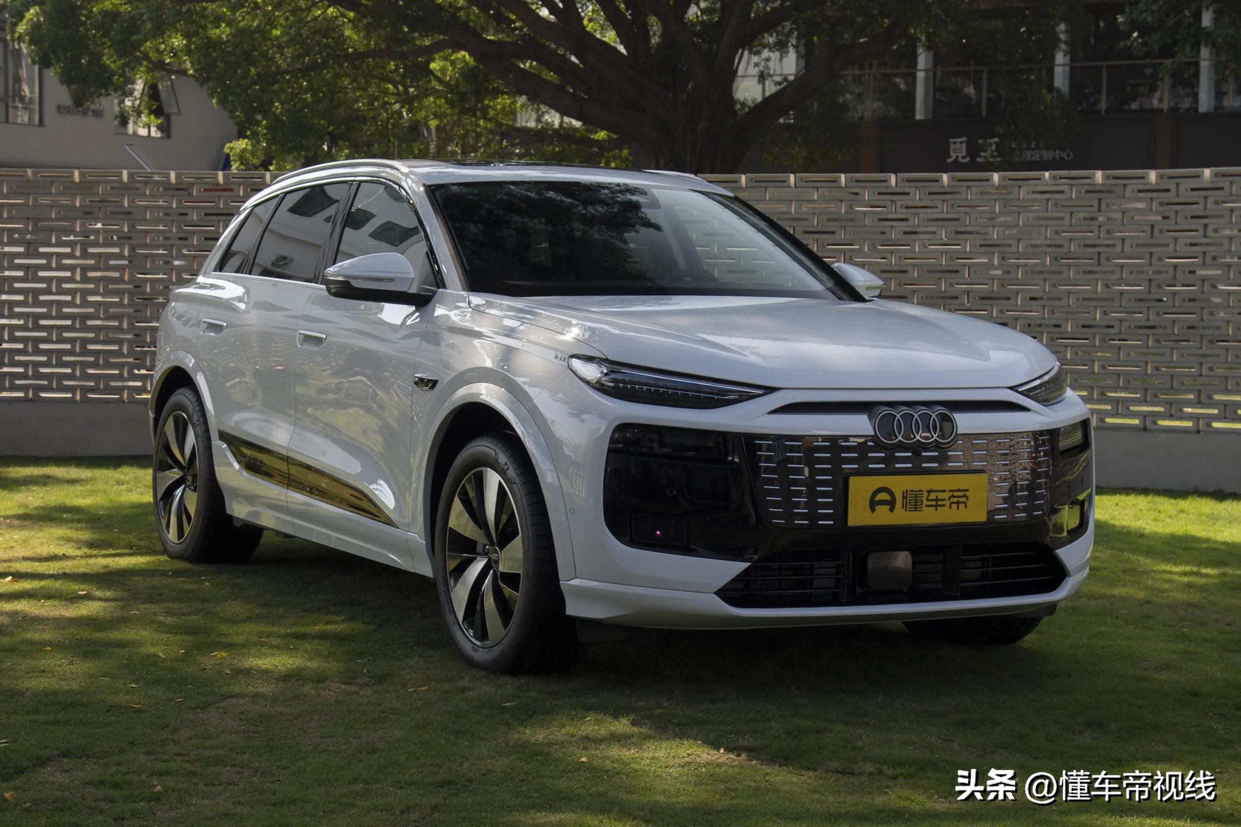 _奥迪a4l驾驶辅助系统包_奥迪q7城市驾驶辅助包