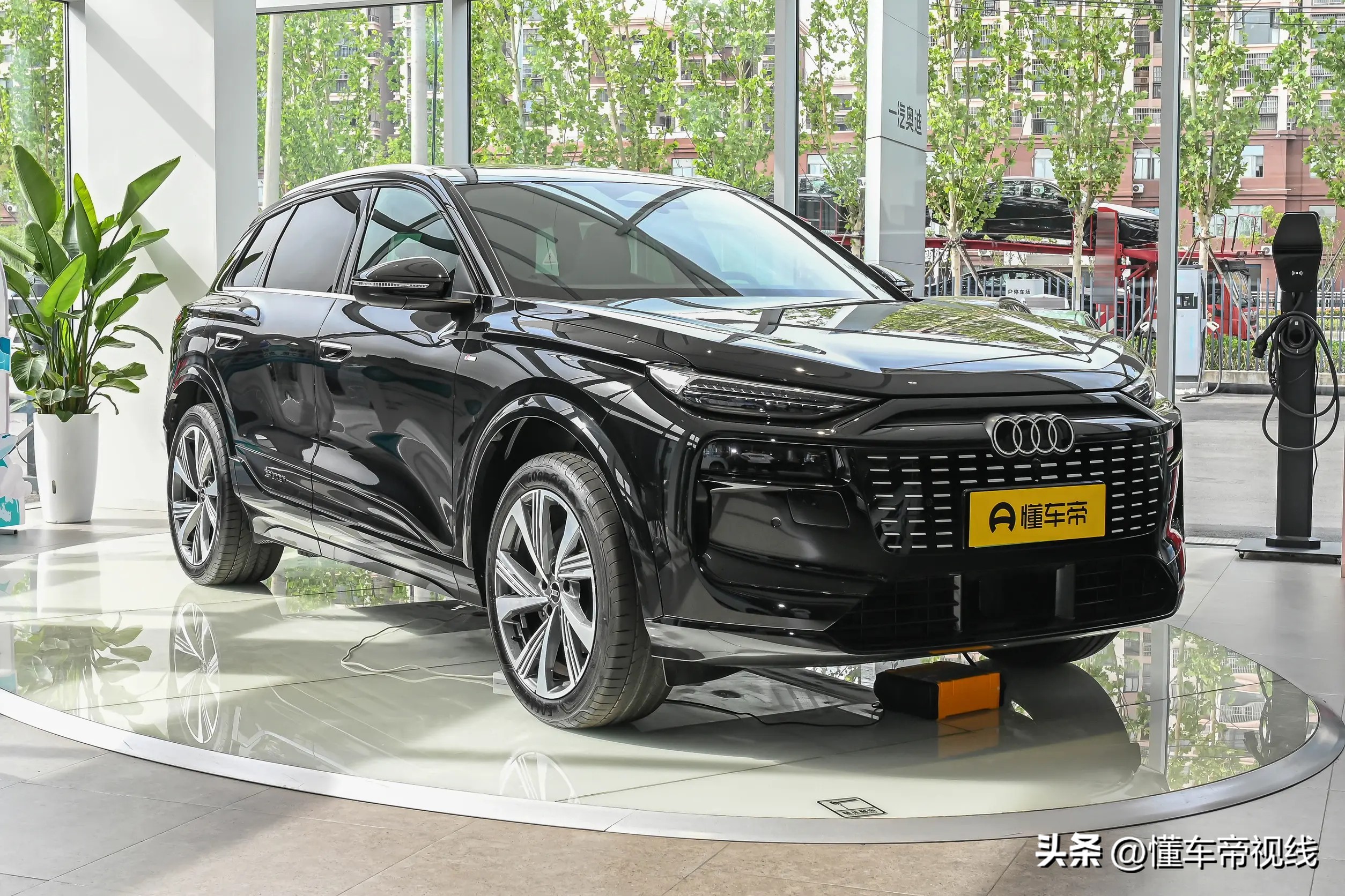 奥迪q7城市驾驶辅助包__奥迪a4l驾驶辅助系统包