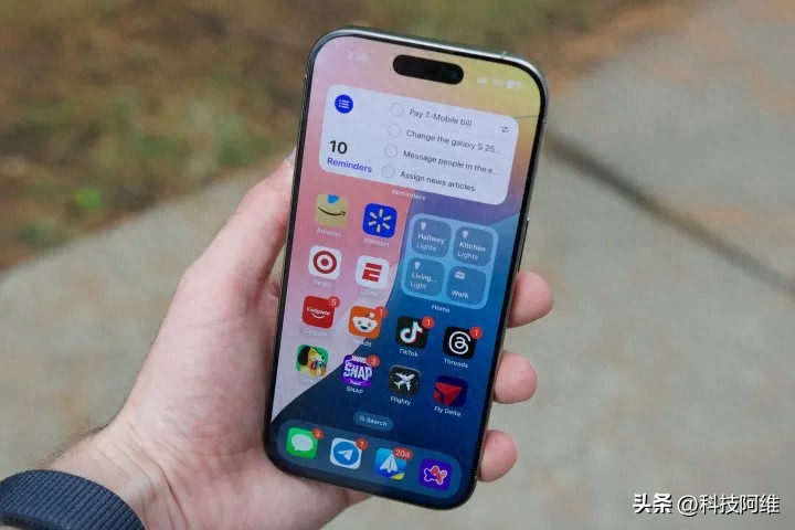 _iPhone16Pro售价再创新低，128GB叠加国补更亲民，果粉们纠结了_iPhone16Pro售价再创新低，128GB叠加国补更亲民，果粉们纠结了