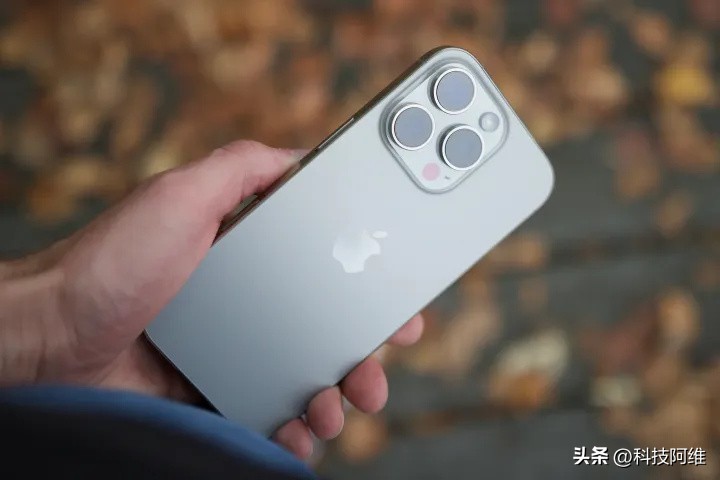 iPhone16Pro售价再创新低，128GB叠加国补更亲民，果粉们纠结了_iPhone16Pro售价再创新低，128GB叠加国补更亲民，果粉们纠结了_