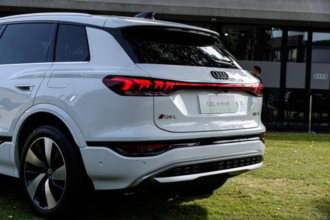 Q6L  e-tron