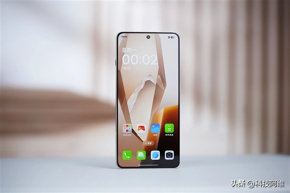 _顶配16GB+1TB，6400mAh+索尼IMX906，骁龙8Gen3旗舰618一降再降_顶配16GB+1TB，6400mAh+索尼IMX906，骁龙8Gen3旗舰618一降再降